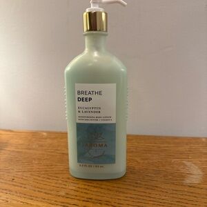 Bath and body works Aroma Breathe Deep Eucalyptus & Lavender Body Lotion -
